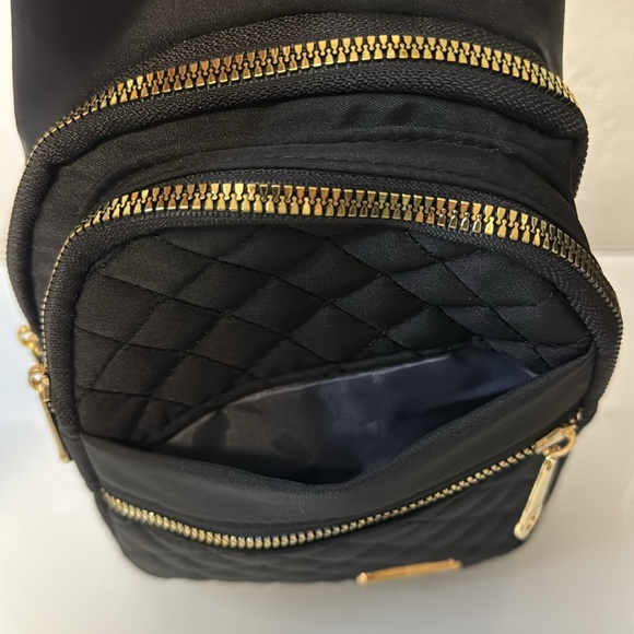 Fashion black quilted w/ gold hardware sling bag - Picture 7 of 11